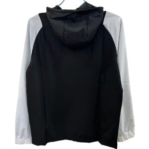 Alternative view of Rompevientos Real Madrid 2025 2026 Negro Amarillo